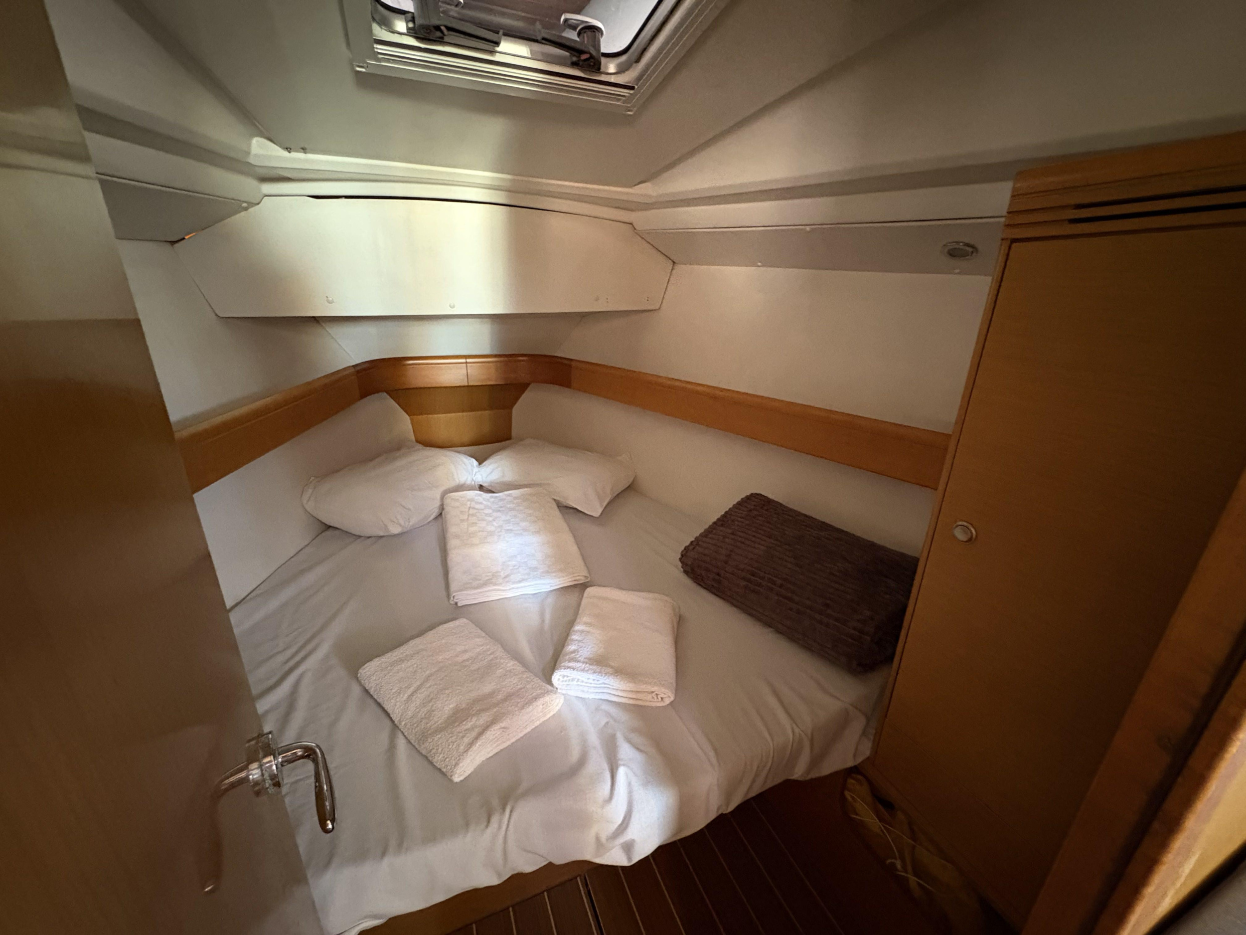 Photo #17 - Sun Odyssey 36i (Sail Mira) in Fethiye - 12131