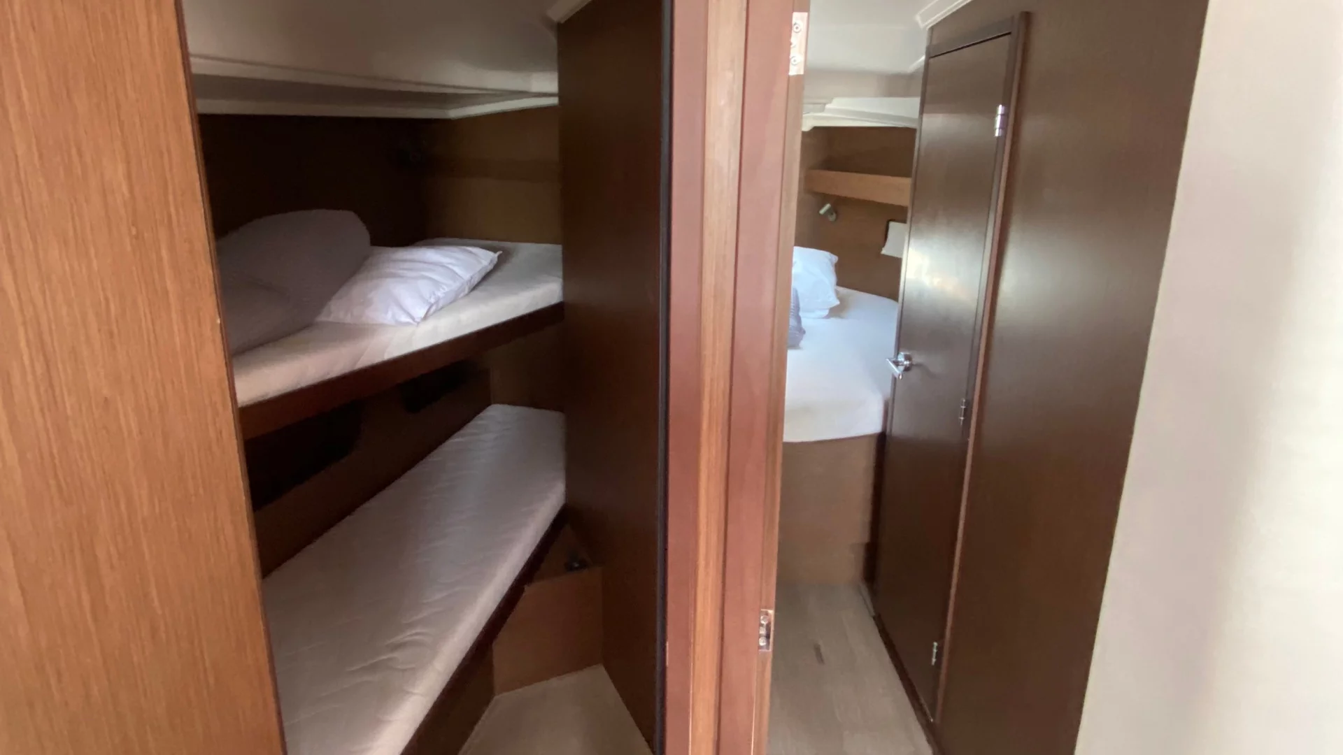 Oceanis 40.1 (3 double and 1 bunk beds) (ARIA)  - 8