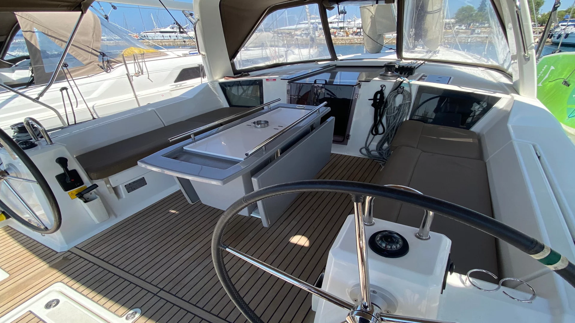 Oceanis 41.1 (IRIS)  - 5