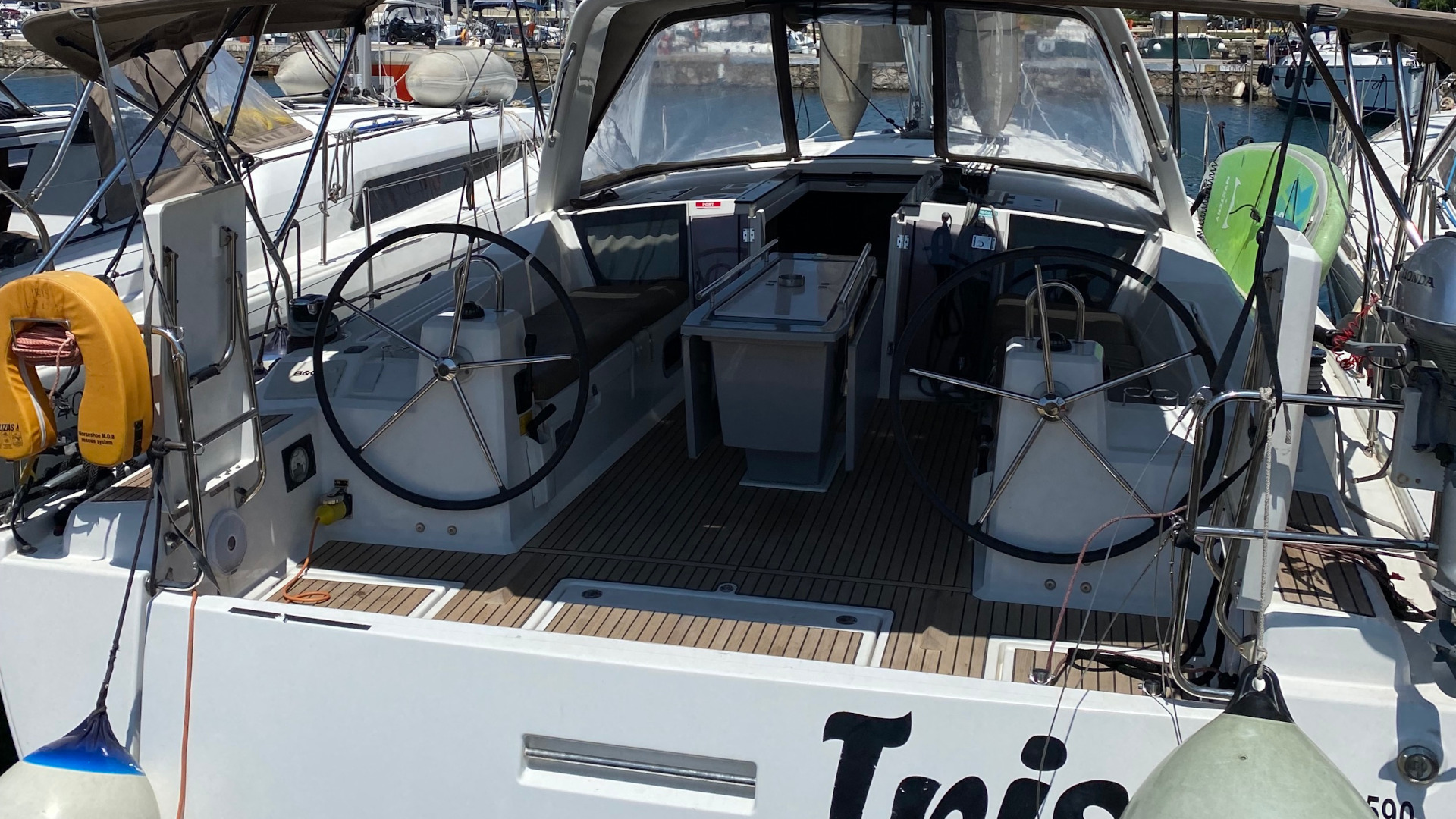 Photo #13 - Oceanis 41.1 (IRIS) en Atenas - 18575