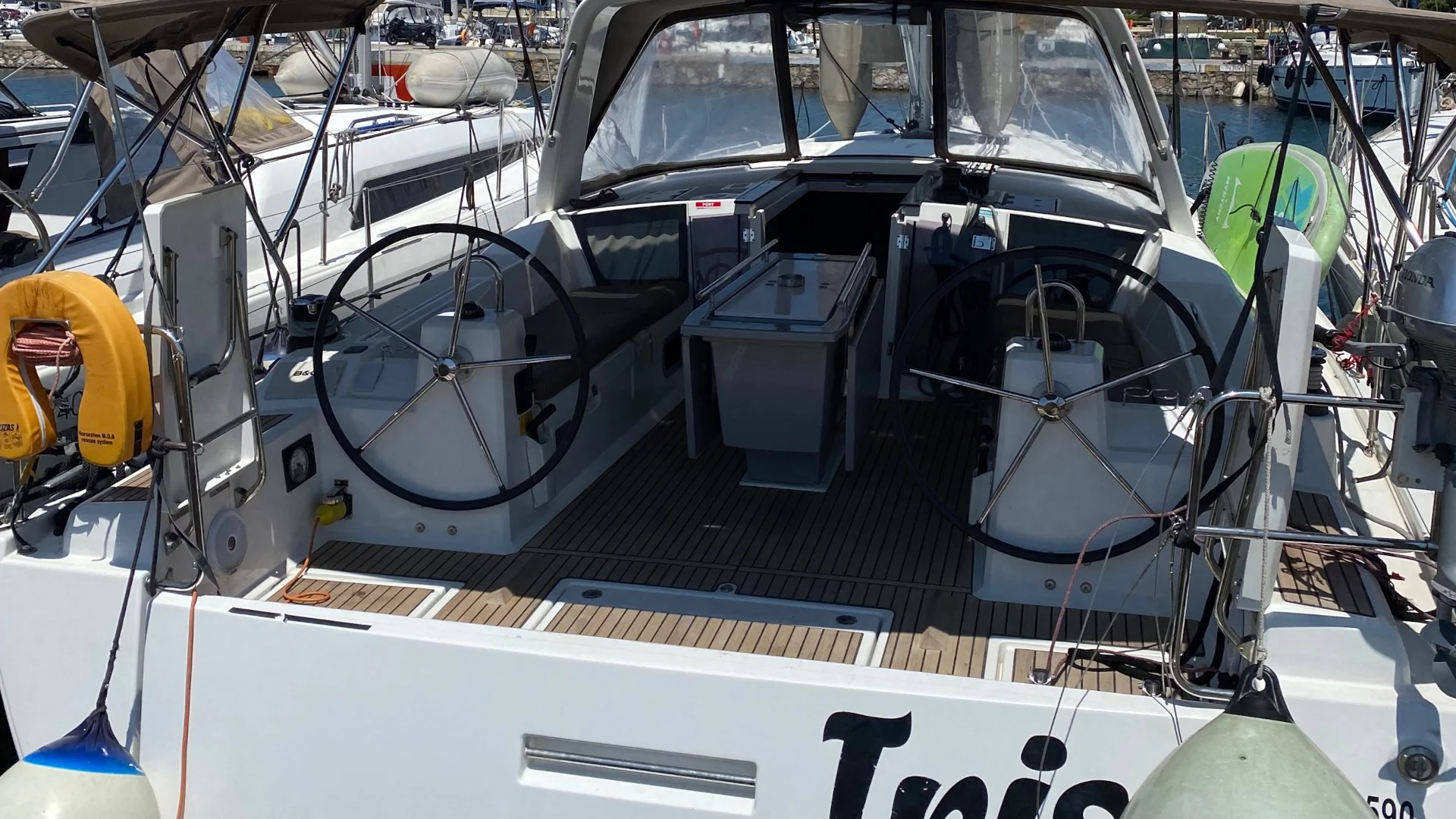 Oceanis 41.1 (IRIS)  - 12