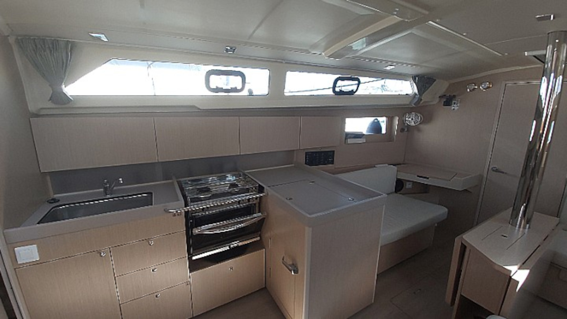 Photo #11 - Oceanis 41.1 (Nafsika) in Lefkada - 16285