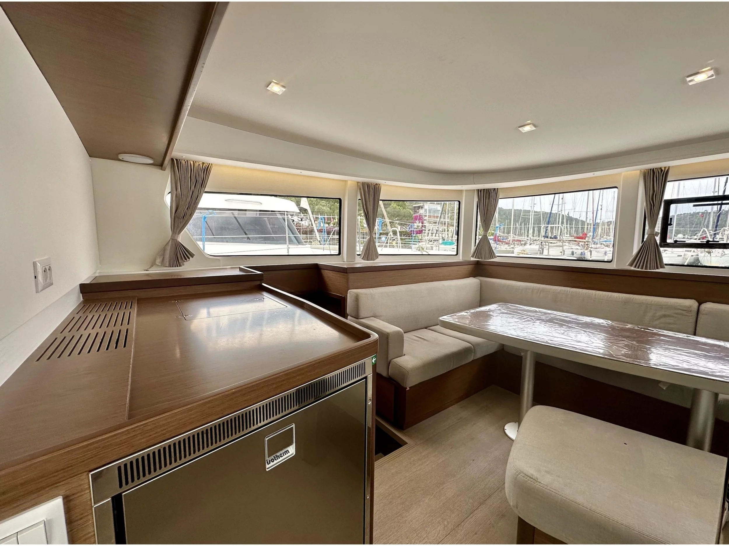Lagoon 42 (Sail Arcturus) Interior image - 20