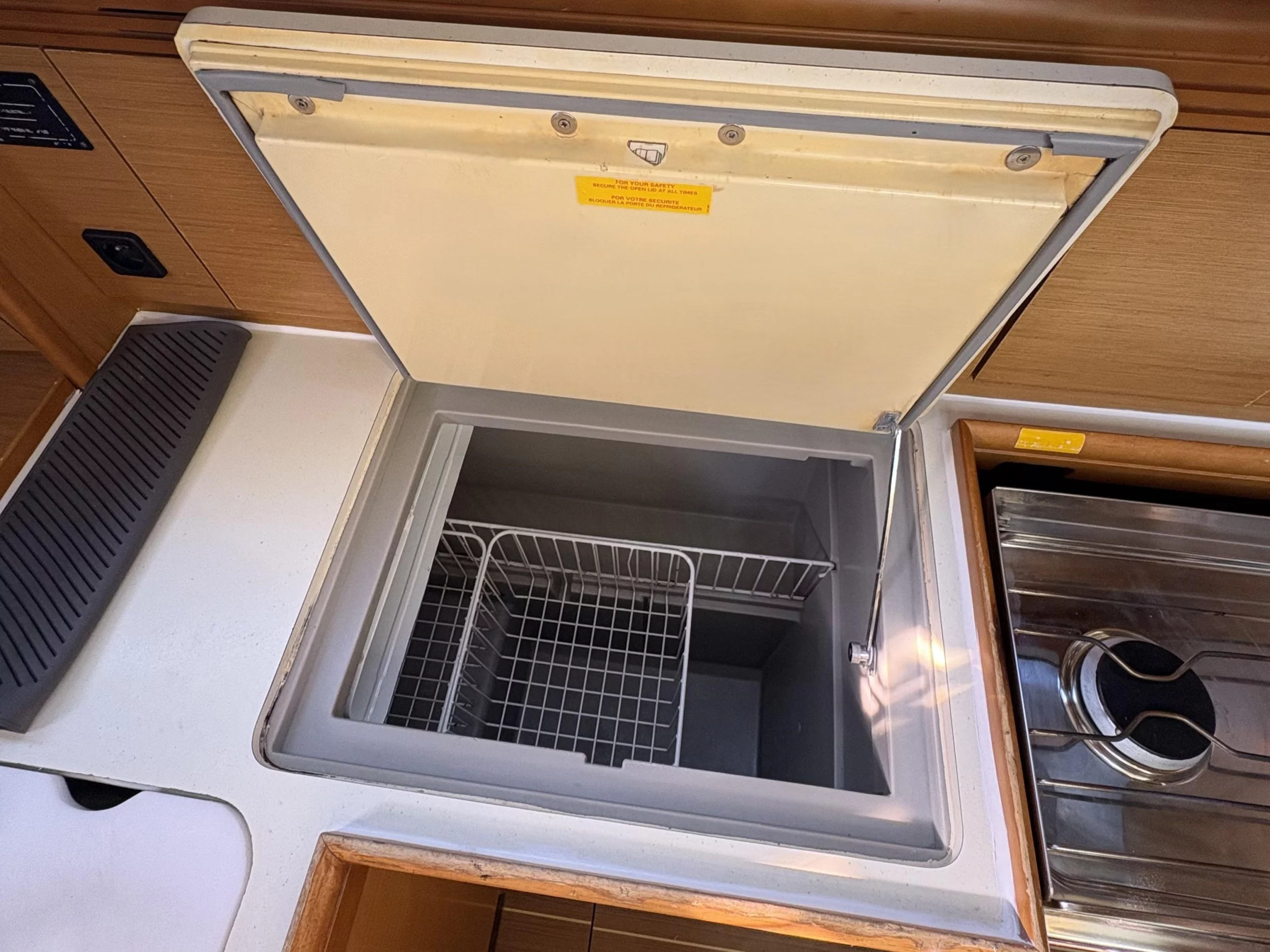 Sun Odyssey 36i (Sail Mira)  - 3