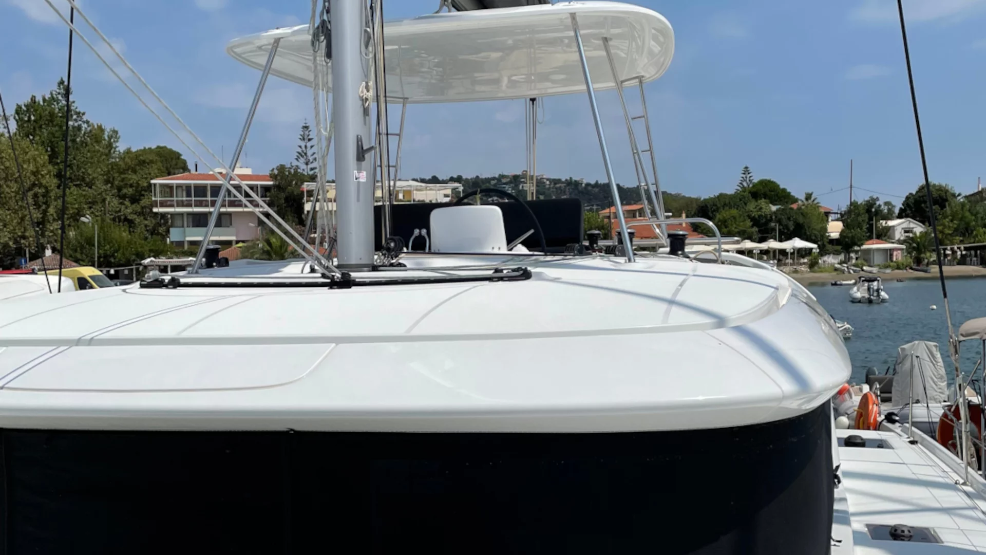 Lagoon 46 (AC, Gen, Watermaker) (ESPABILA, (ac, Gen, W/Maker))  - 2