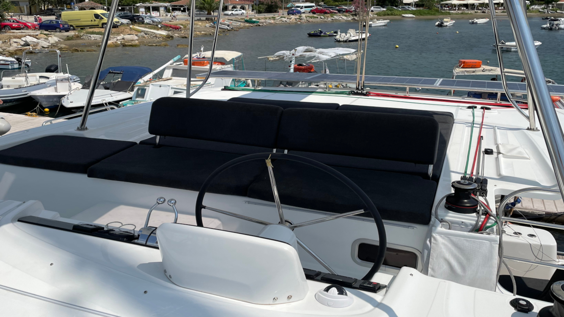 Photo #16 - Lagoon 46 (AC, Gen, Watermaker) (ESPABILA, (ac, Gen, W/Maker)) in Skiathos - 15245