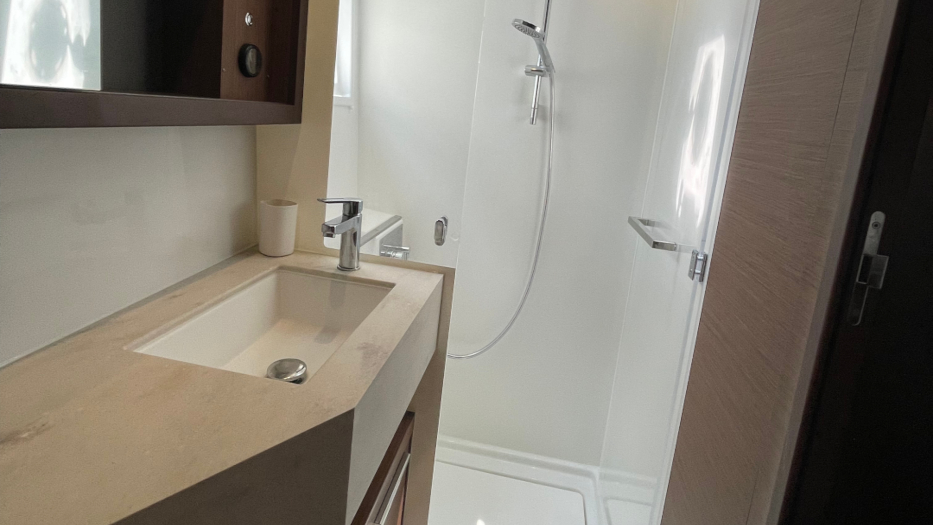 Photo #14 - Lagoon 46 (AC, Gen, Watermaker) (ESPABILA, (ac, Gen, W/Maker)) in Skiathos - 15245
