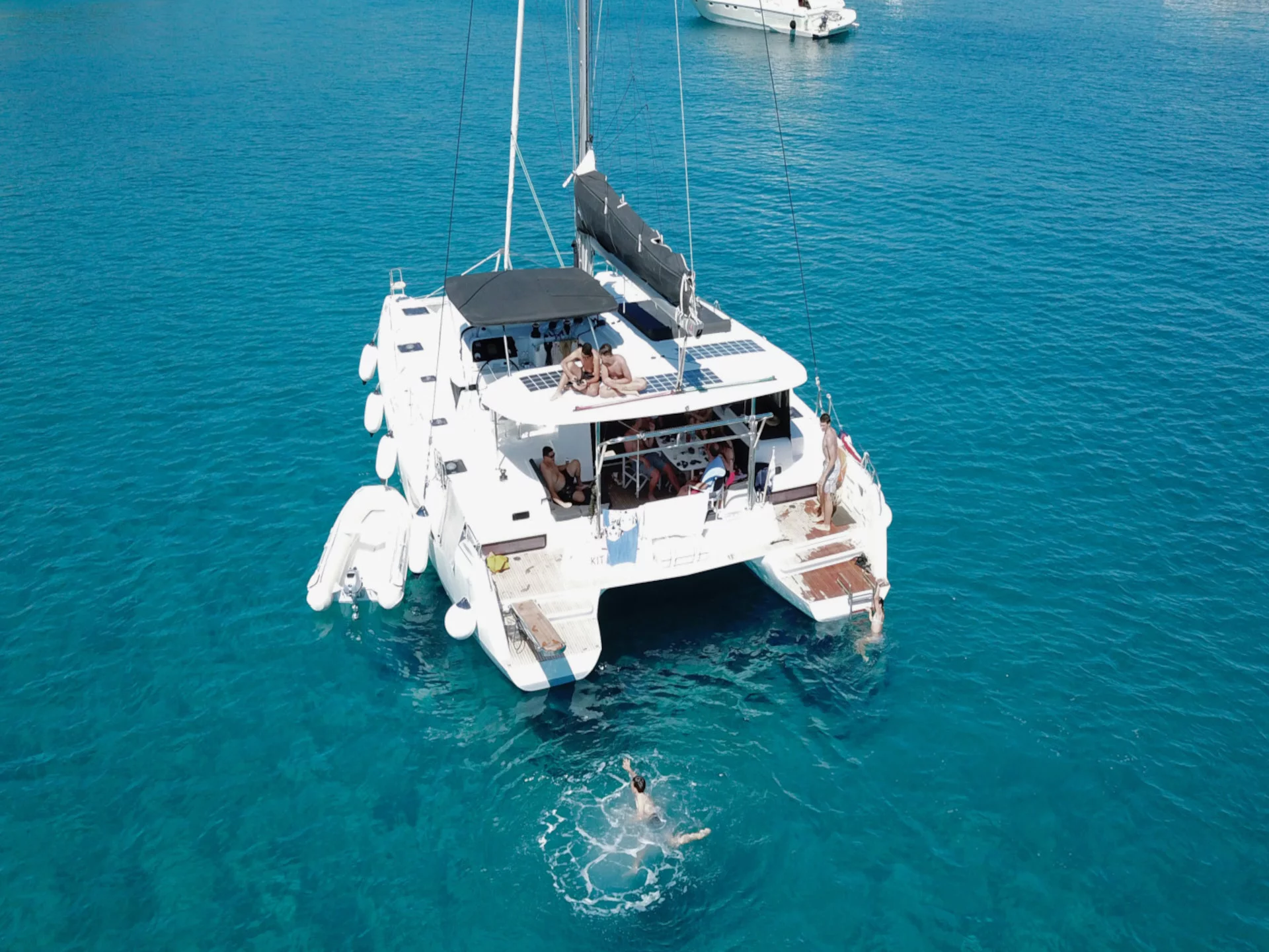 Lagoon 42 (AC, Gen, Watermaker) (Kit Cat) Main image - 0
