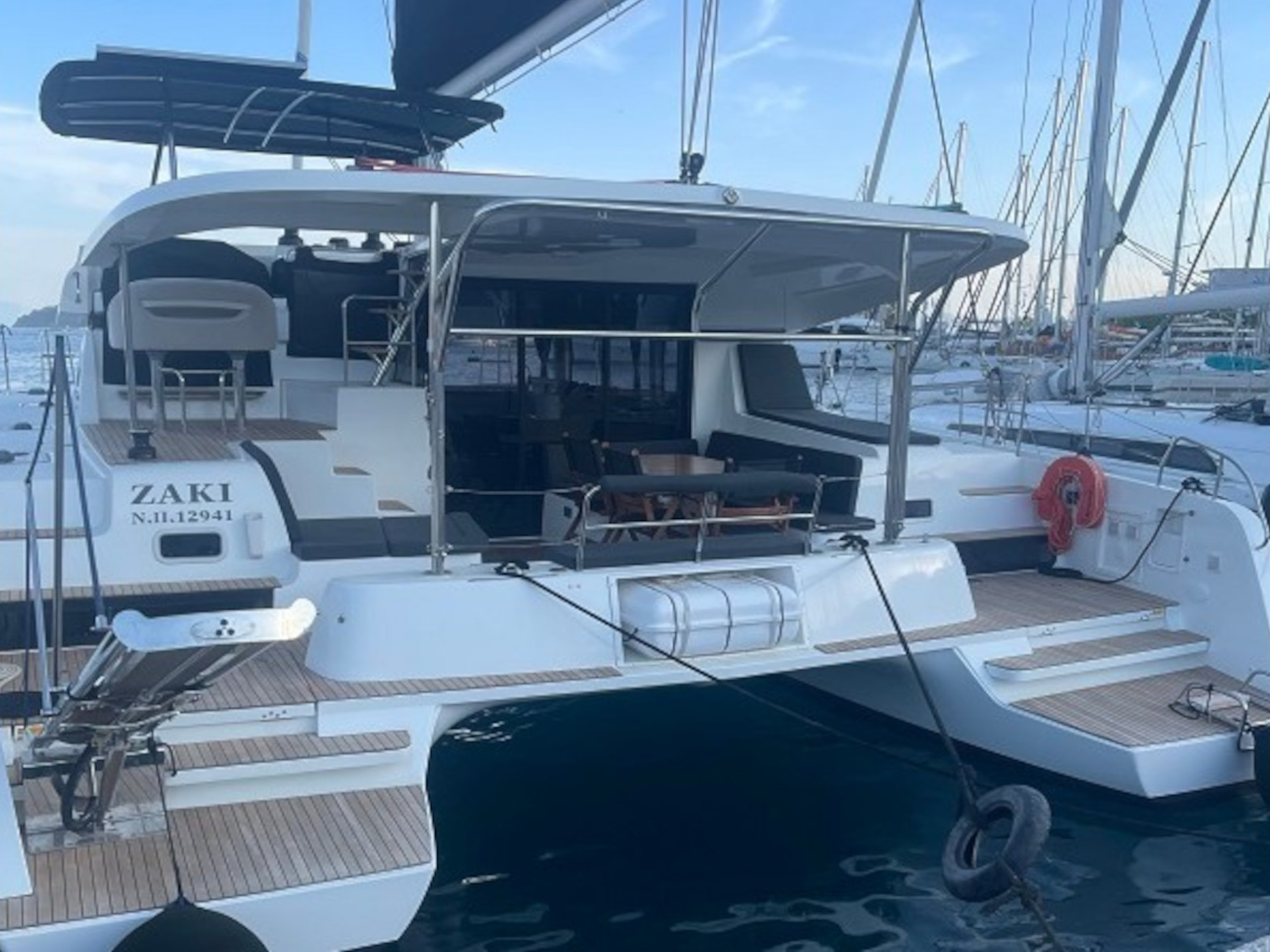 Photo #1 - Lagoon 42 (, Watermaker, Gen)_12 (ZAKI) in Skiathos - 15479