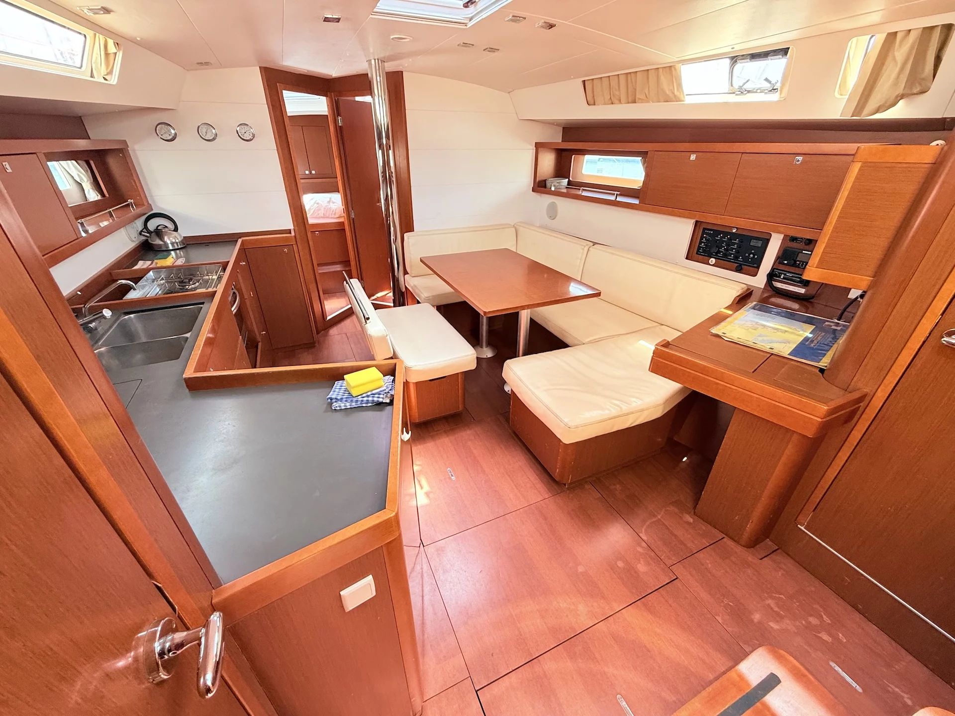 Oceanis 45 (Viki)  - 12