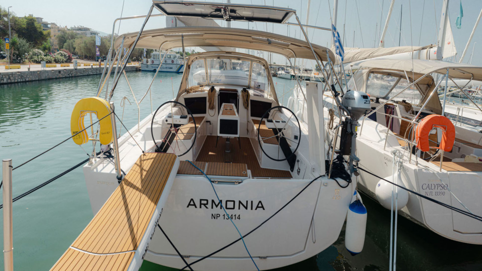 Photo #12 - Dufour 430 (ARMONIA) in Skiathos - 19108
