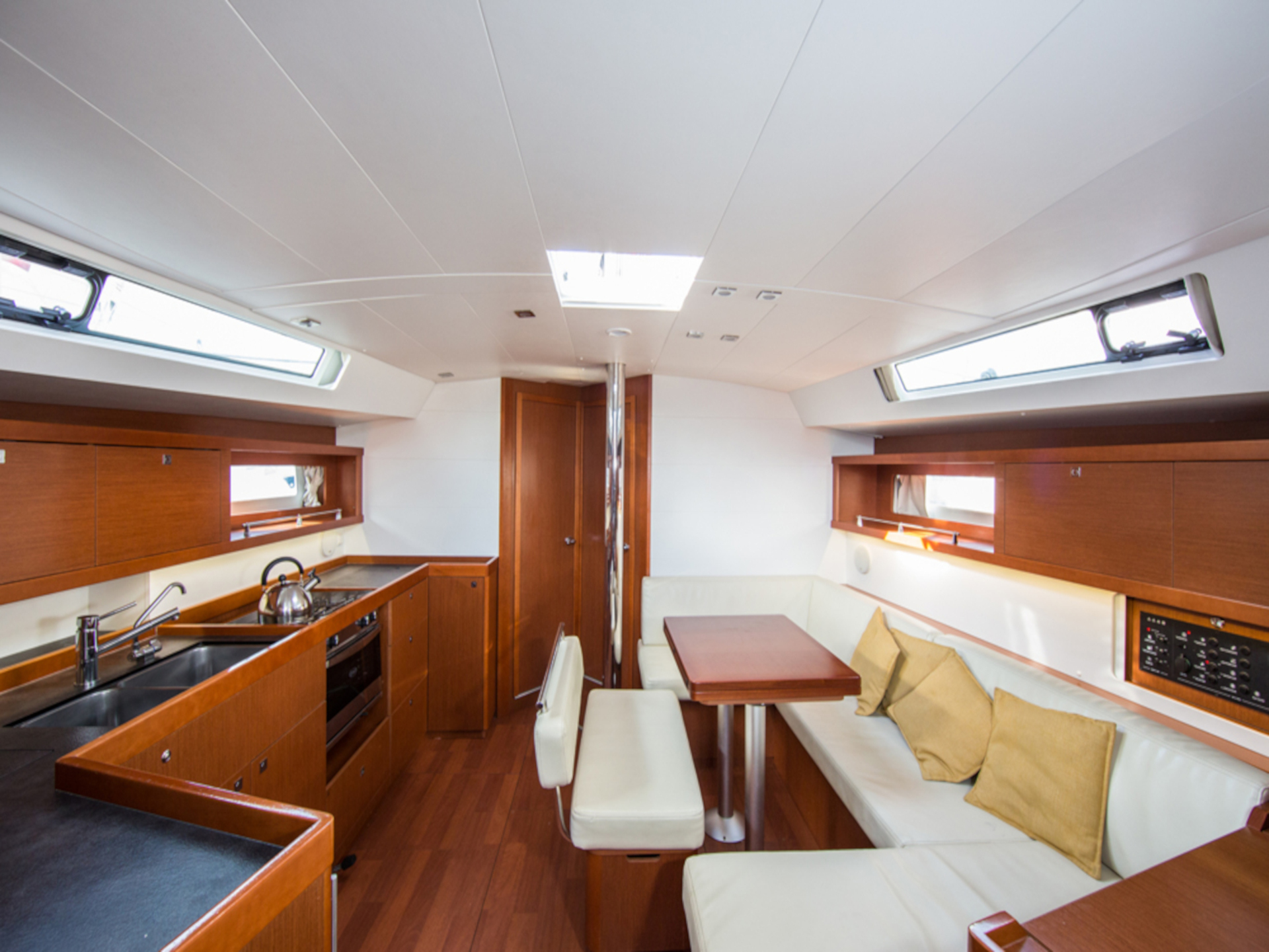 Photo #14 - Oceanis 45 (DAEDALUS) in Skiathos - 8701