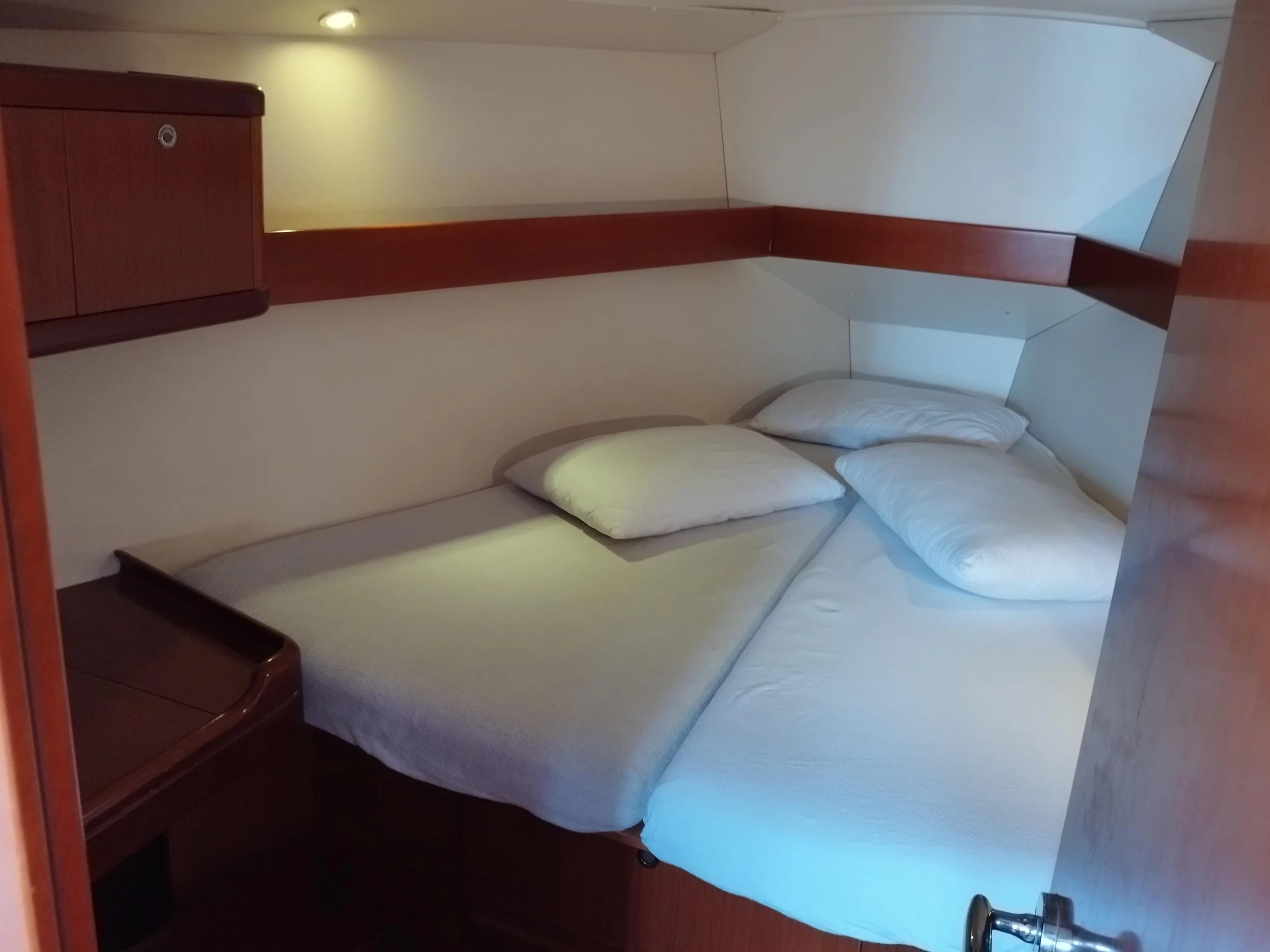 Oceanis 37 (MINA "Sails 2025")  - 15