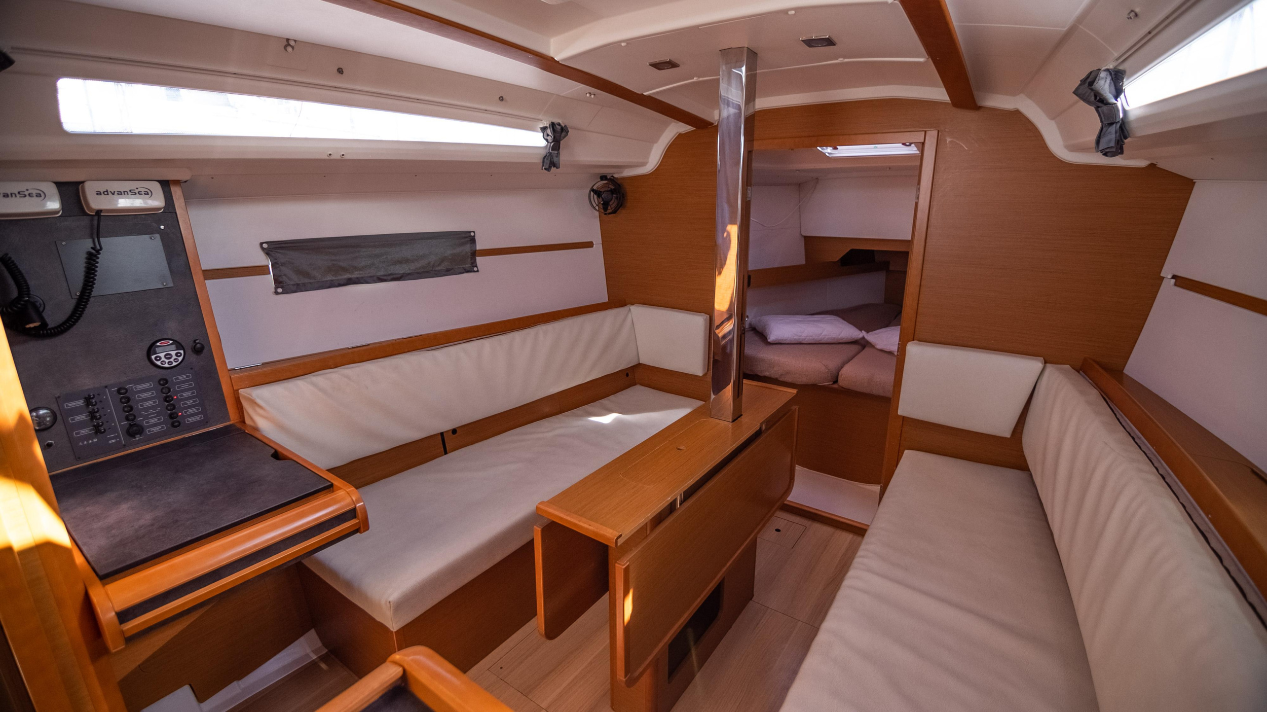 Photo #6 - Sun Odyssey 349 (DIMITRA |Sails 2024|) en Nea Peramos - 13224