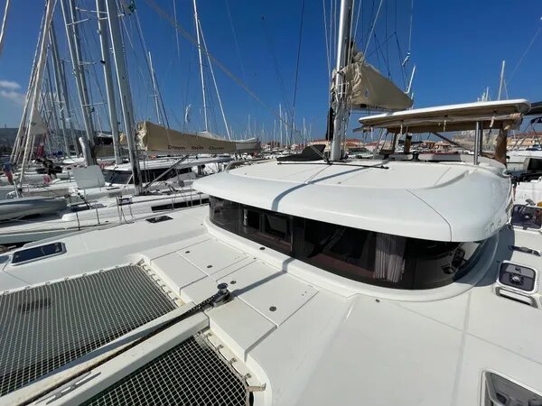 Photo #4 - Lagoon 42 (Art of Liberty) in Rhodos - 24875