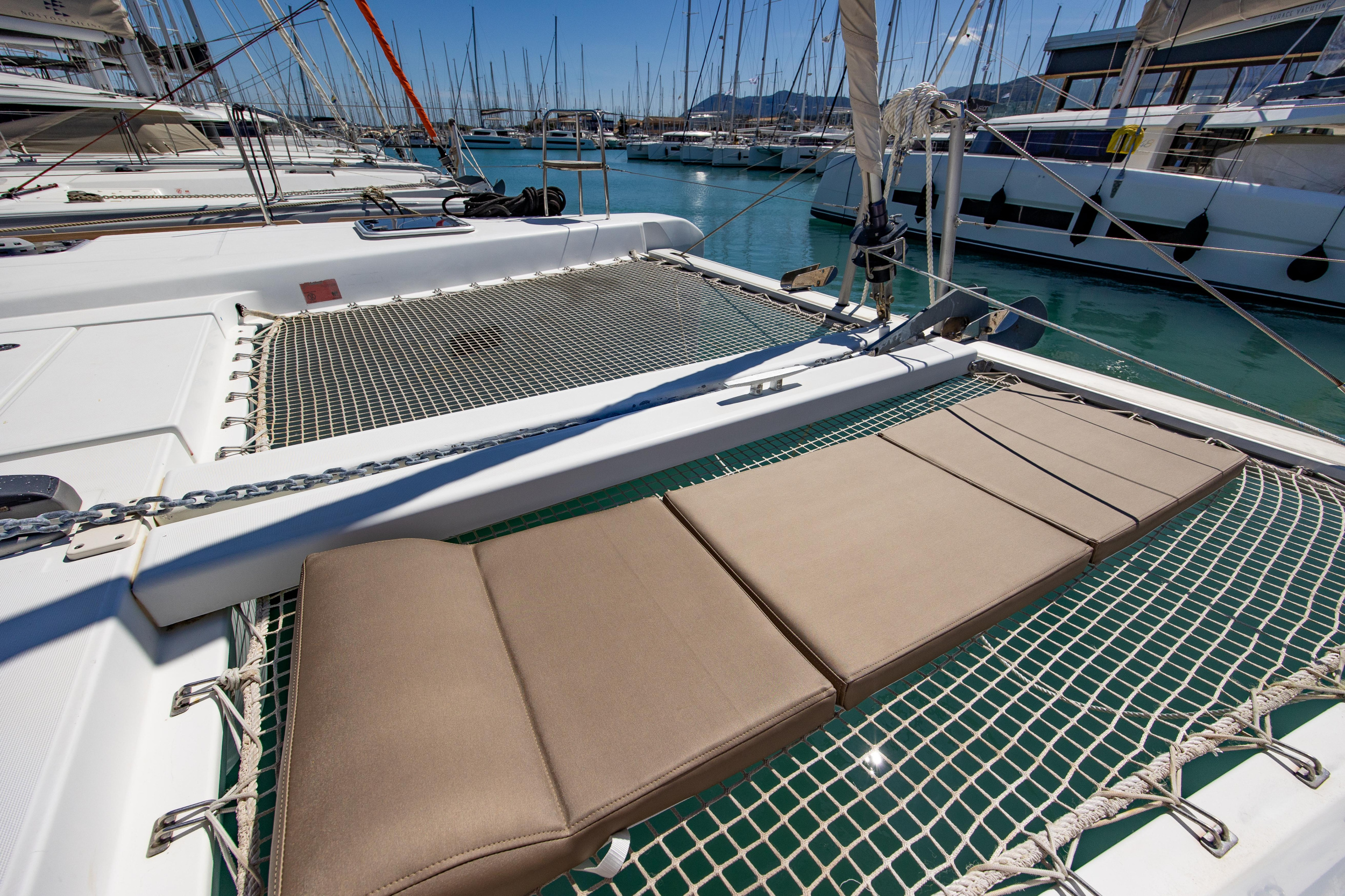 Photo #4 - Lagoon 39 (Deep Blue) in Lefkada - 21331