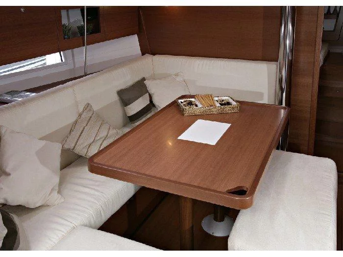 Dufour 375 (Lilly III ) Interior image - 5