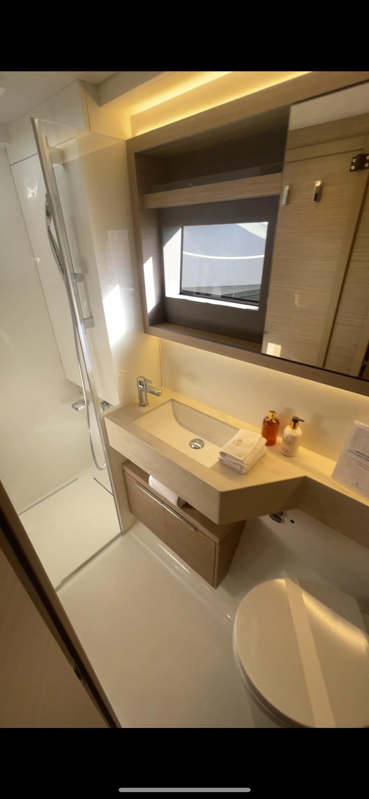 Lagoon 51 (Lady G)  - 20