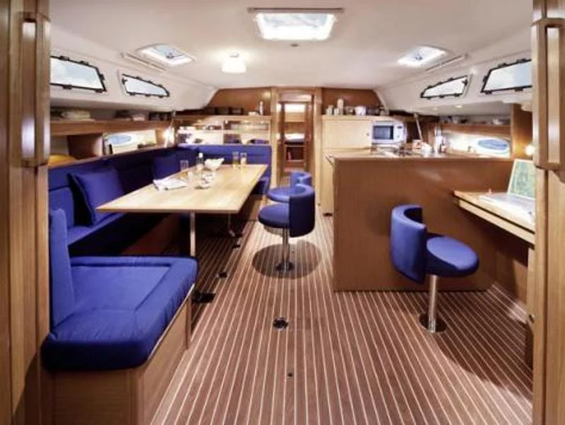 Bavaria Cruiser 46 (Marlin 1) Interior image - 1
