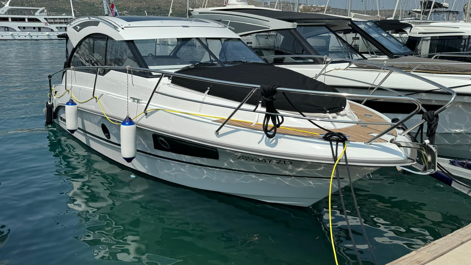 Photo #10 - Grandezza 28 OC (J&LO) in Trogir - 21921