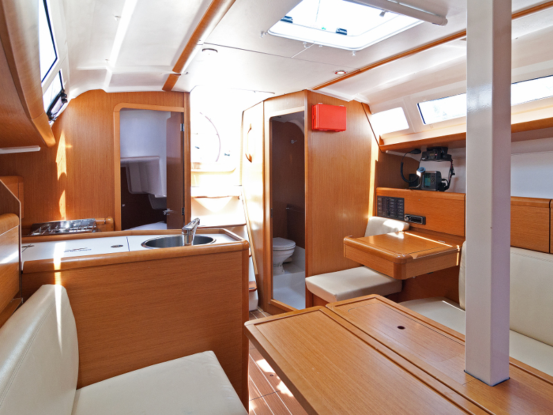 Photo #8 - Sun Odyssey 33i (Buena Suerte) in Split - 10581