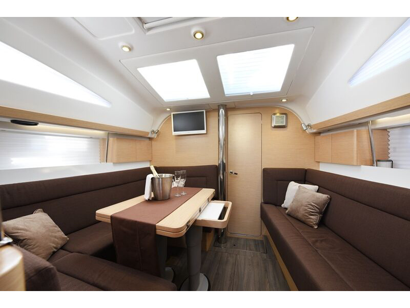 Photo #6 - Elan 40 Impression (Vili - new sails 2021.) in Zara - 23938