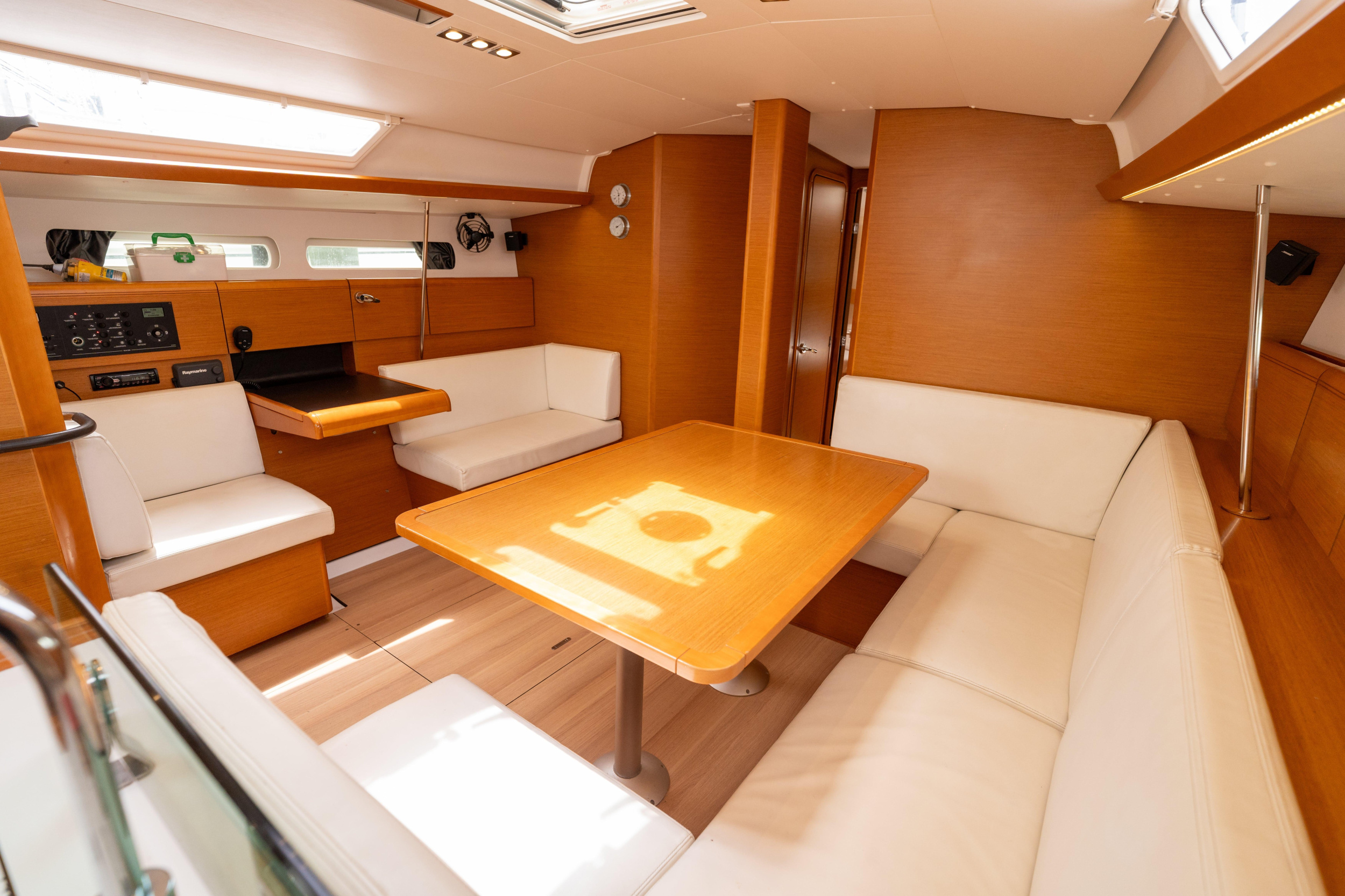 Photo #4 - Sun Odyssey 449 (ORESTIS) en Lefkada - 24285
