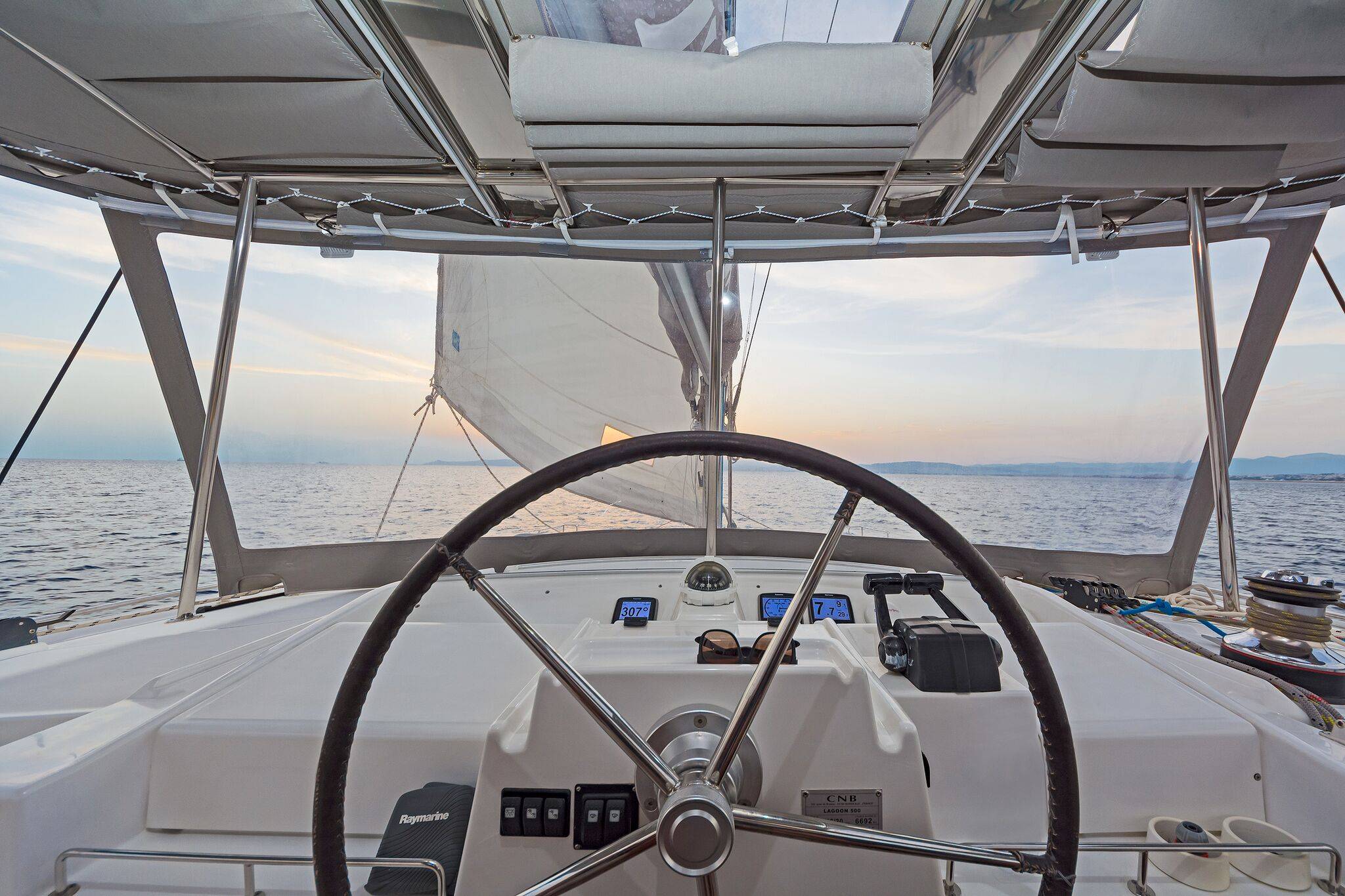 Photo #5 - Lagoon 500 (Mystique I) in Atene - 22623