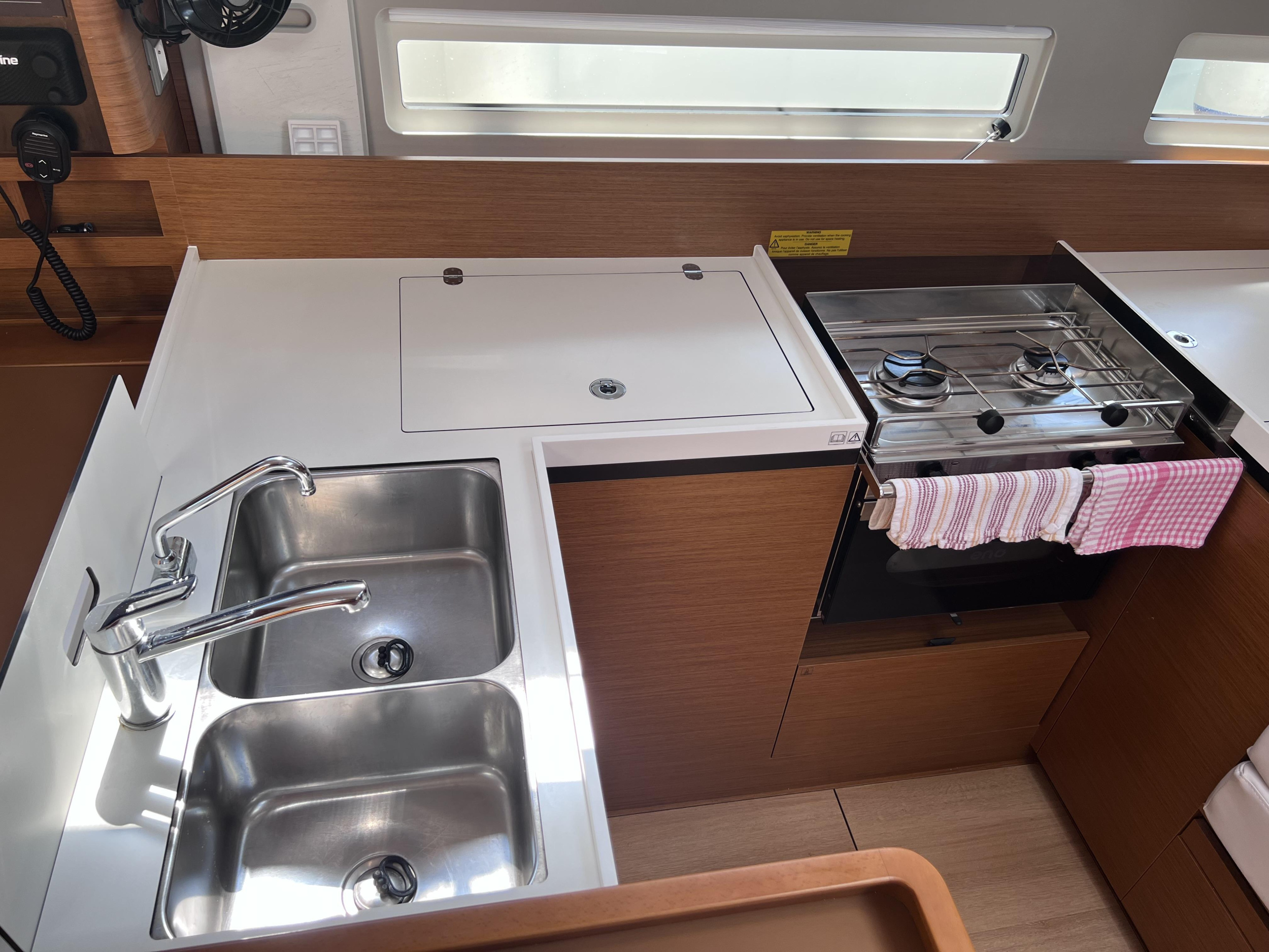 Photo #12 - Sun Odyssey 410 (Stilvi) in Volos - 24185