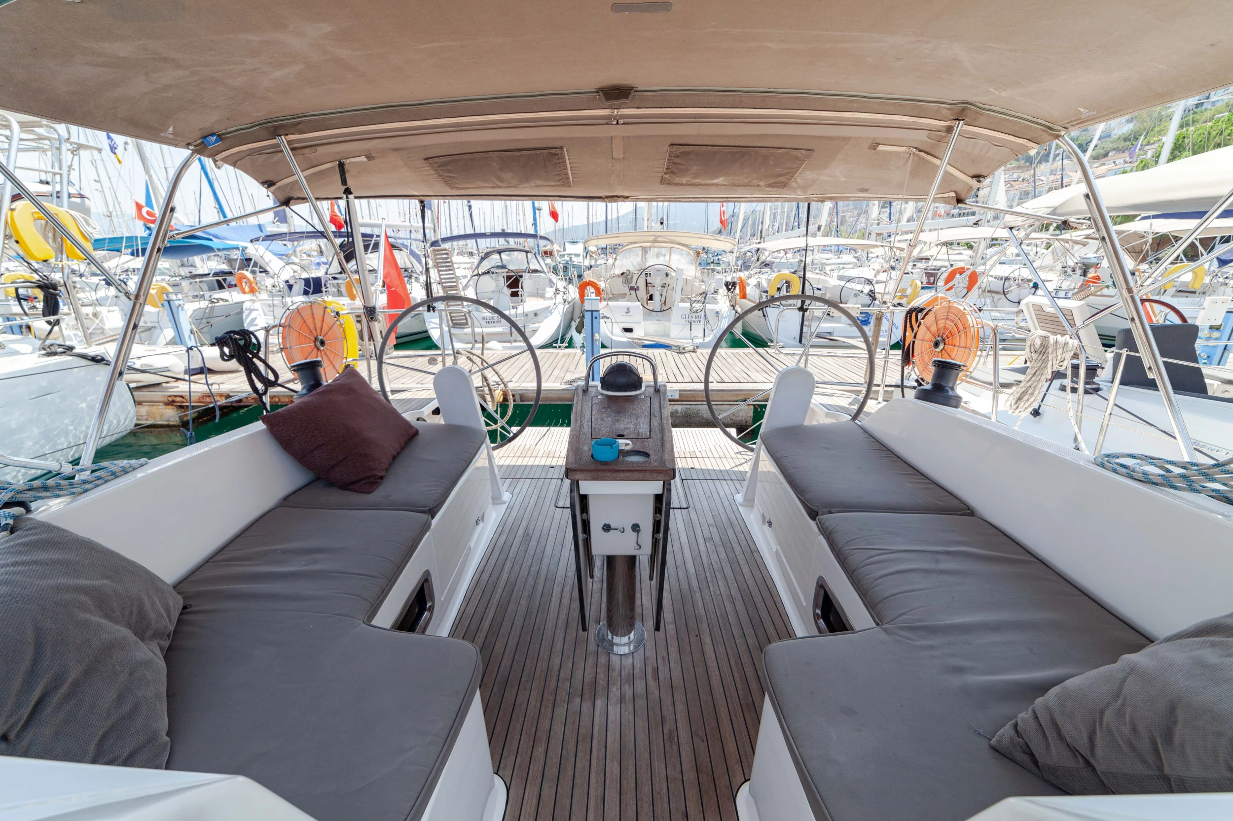 Bavaria Cruiser 46 (Sail Vega)  - 18