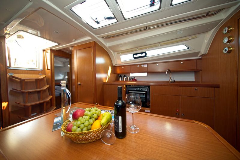 Photo #11 - Bavaria Cruiser 41 (MH 57) in Murter - 24366