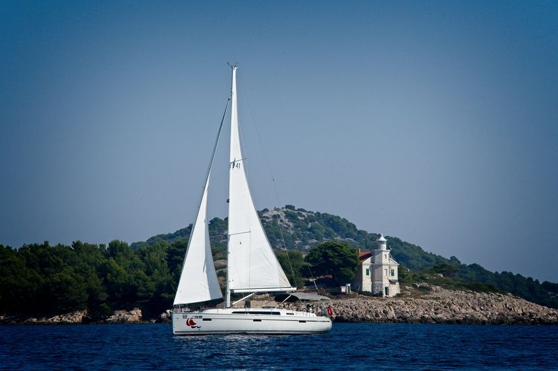 Photo #14 - Bavaria Cruiser 41 (MH 72) in Murter - 17230
