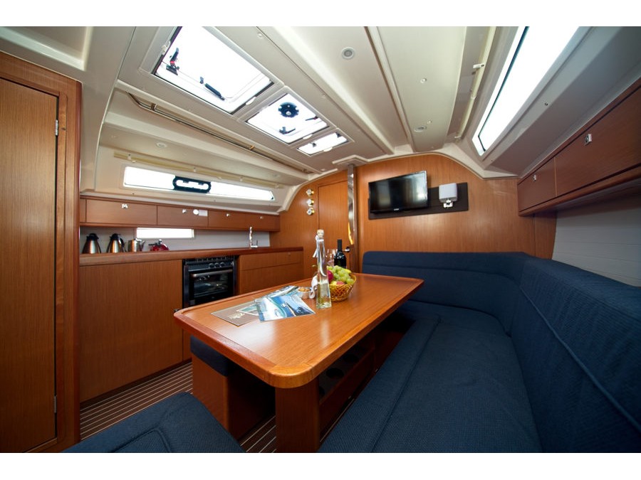 Photo #16 - Bavaria Cruiser 41 (MH 73) in Murter - 17235