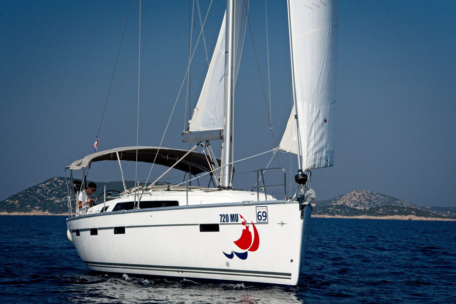Photo #12 - Bavaria Cruiser 41 (MH 74) in Murter - 17242