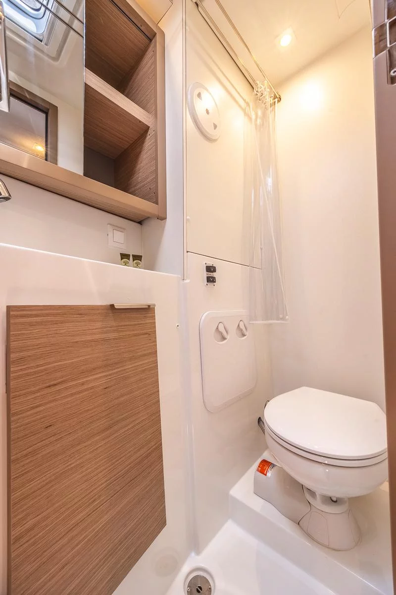 Lagoon 40 12 PAX (Deva)  - 3
