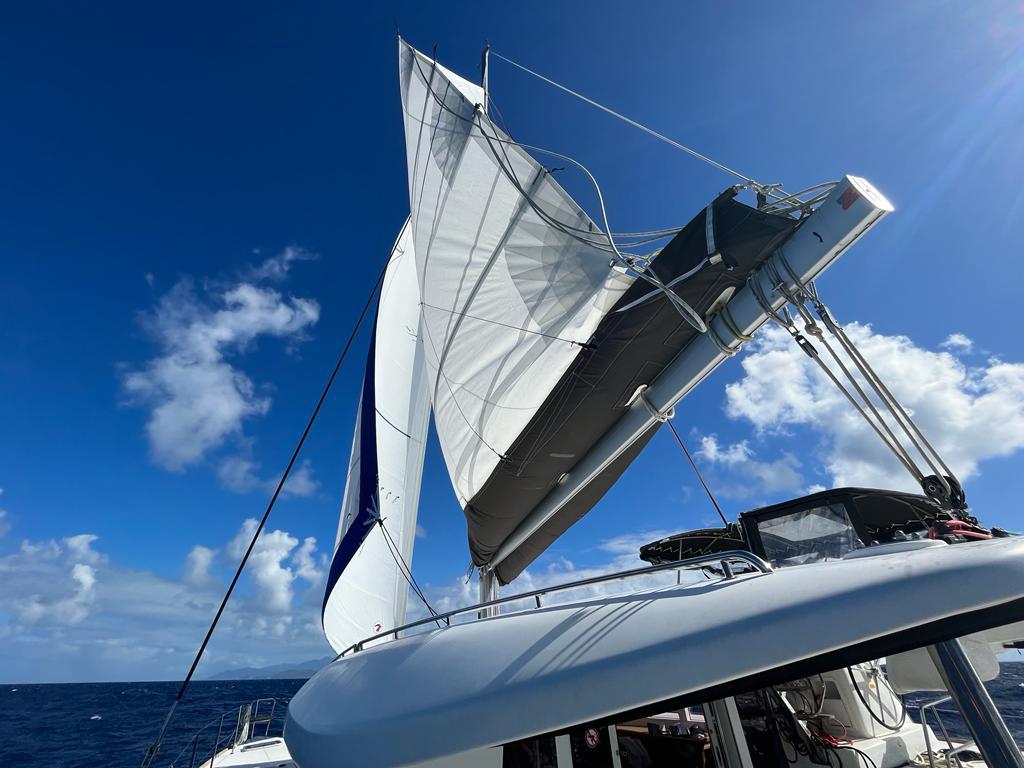 Photo #29 - Lagoon 450 SporTop (Belle) en Bas du fort - 10043