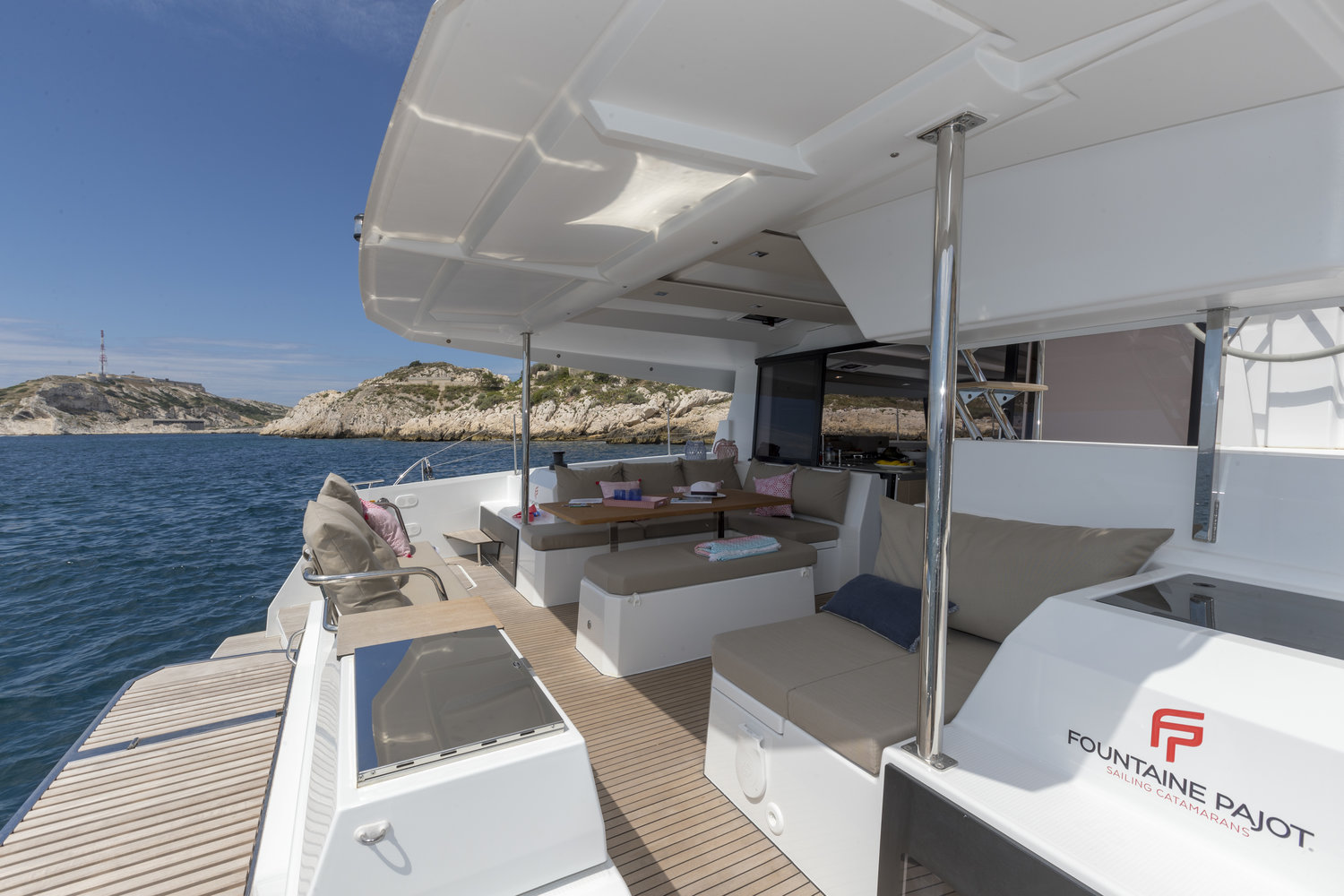Photo #20 - Astréa 42 (IOANNA - GEN/AC+WATERMAKER) in Lefkada - 25050