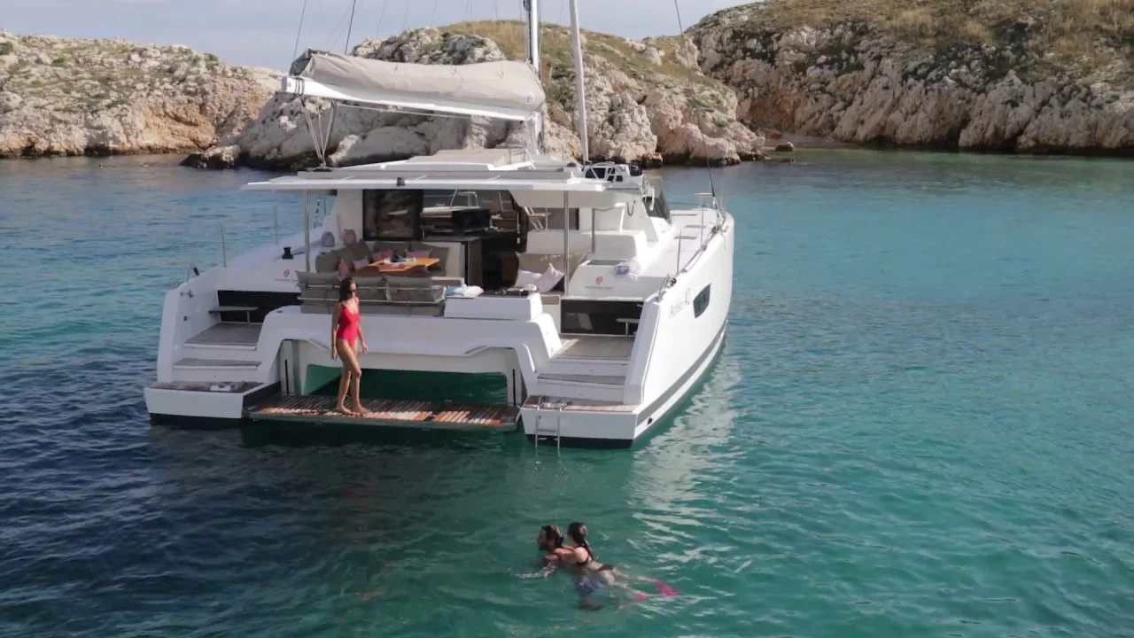 Astréa 42 (IOANNA - GEN/AC+WATERMAKER)  - 21