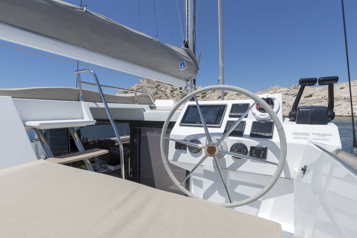 Photo #17 - Astréa 42 (IOANNA - GEN/AC+WATERMAKER) in Lefkada - 25050
