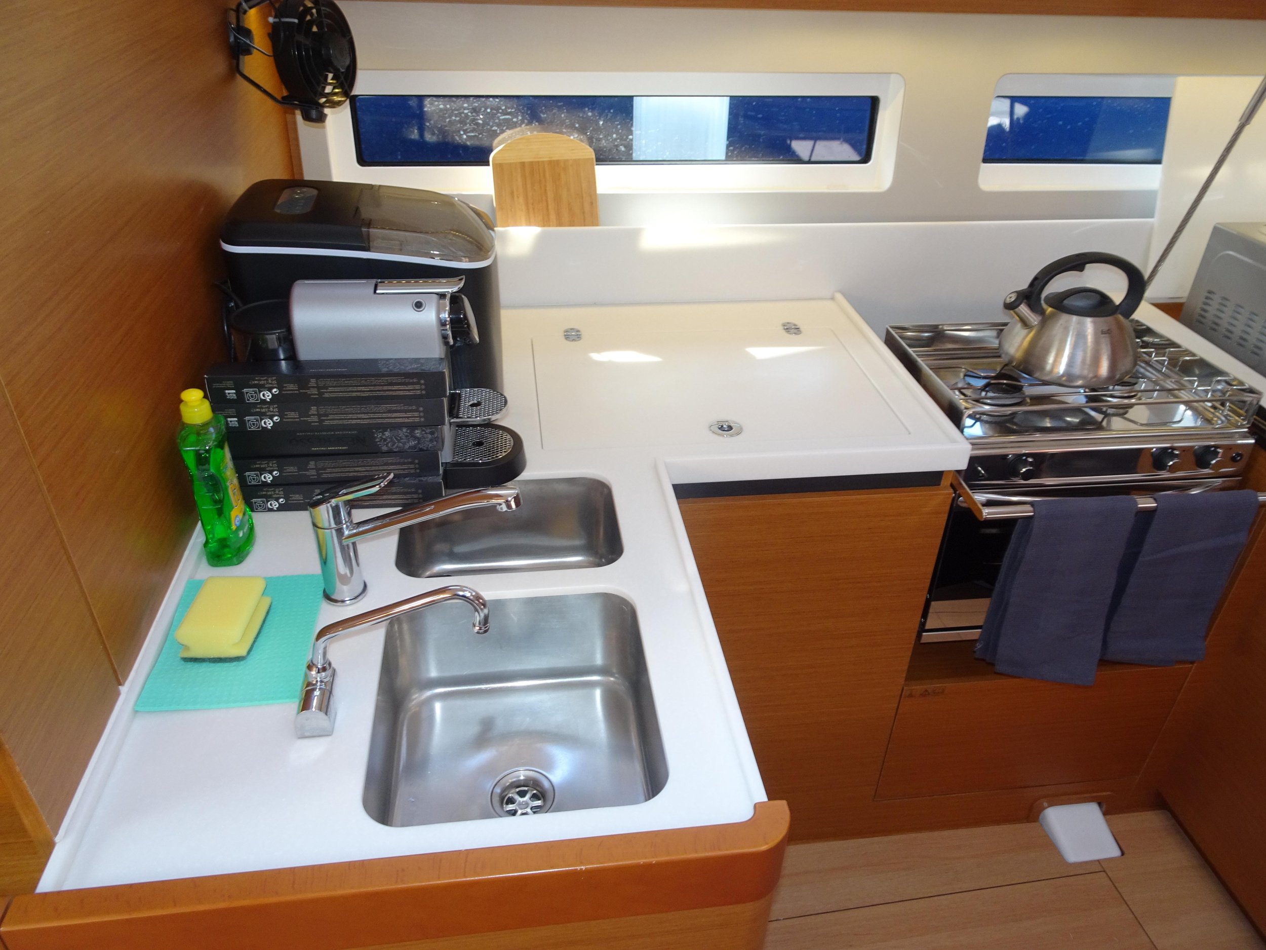 Photo #18 - Sun Odyssey 490 (DONAR) in Primosten - 12173