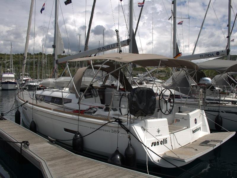 Photo #340 - SUN ODYSSEY 389 (ALGOL) en Le Marin - 26454