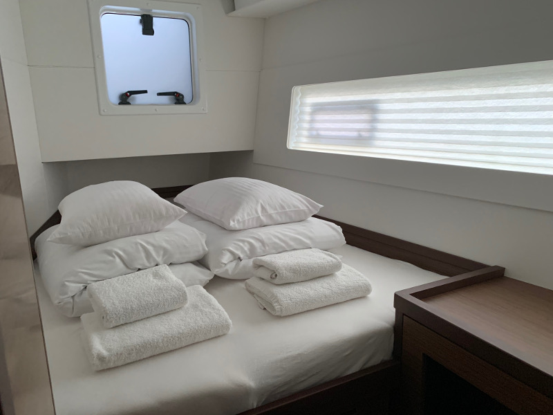 Photo #4 - Lagoon 40 (BYE BYE 2020 (air condition, )) in Primosten - 25142