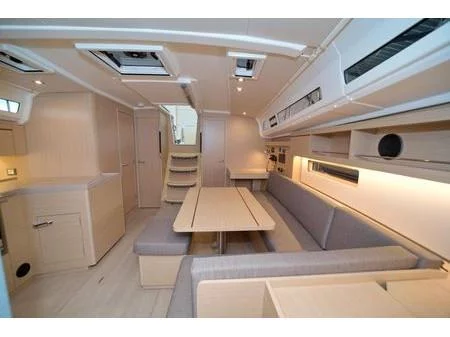Oceanis 40.1 (Anima) Interior image - 1