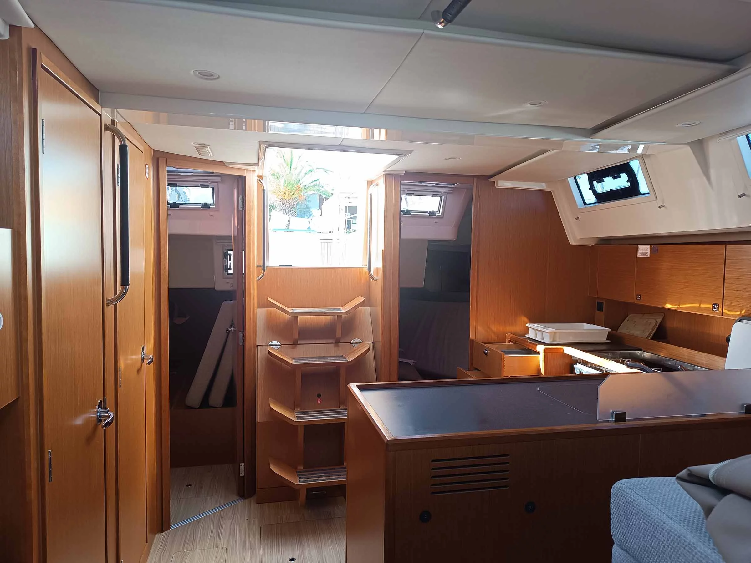 Bavaria C45 (Kipawa II) Interior image - 1