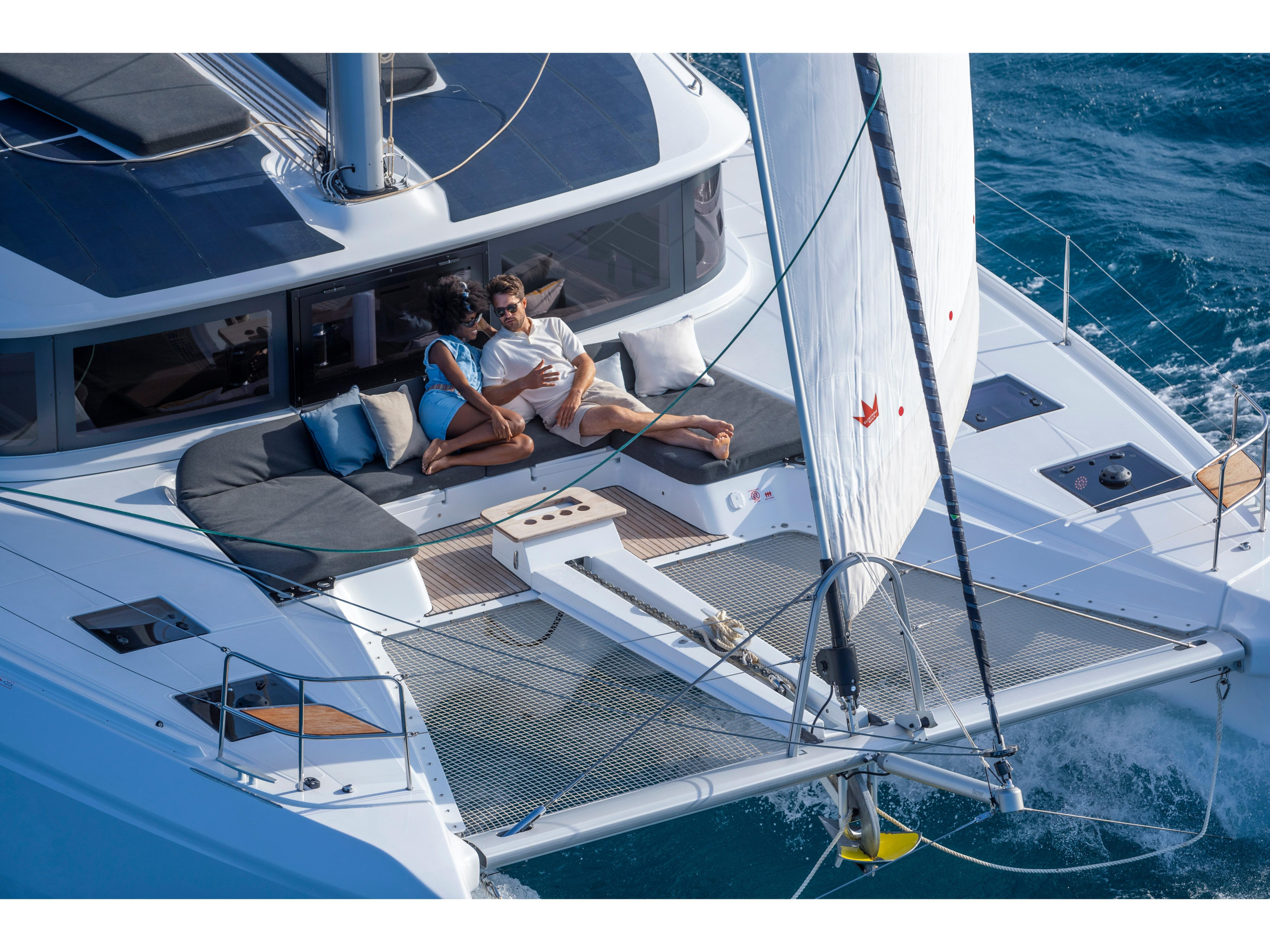 Photo #3 - Lagoon 51 (Margeo XIX (, , , ICE MAKER, DISHWASSER, HARD BIMINI TOP)) en Athènes - 25113