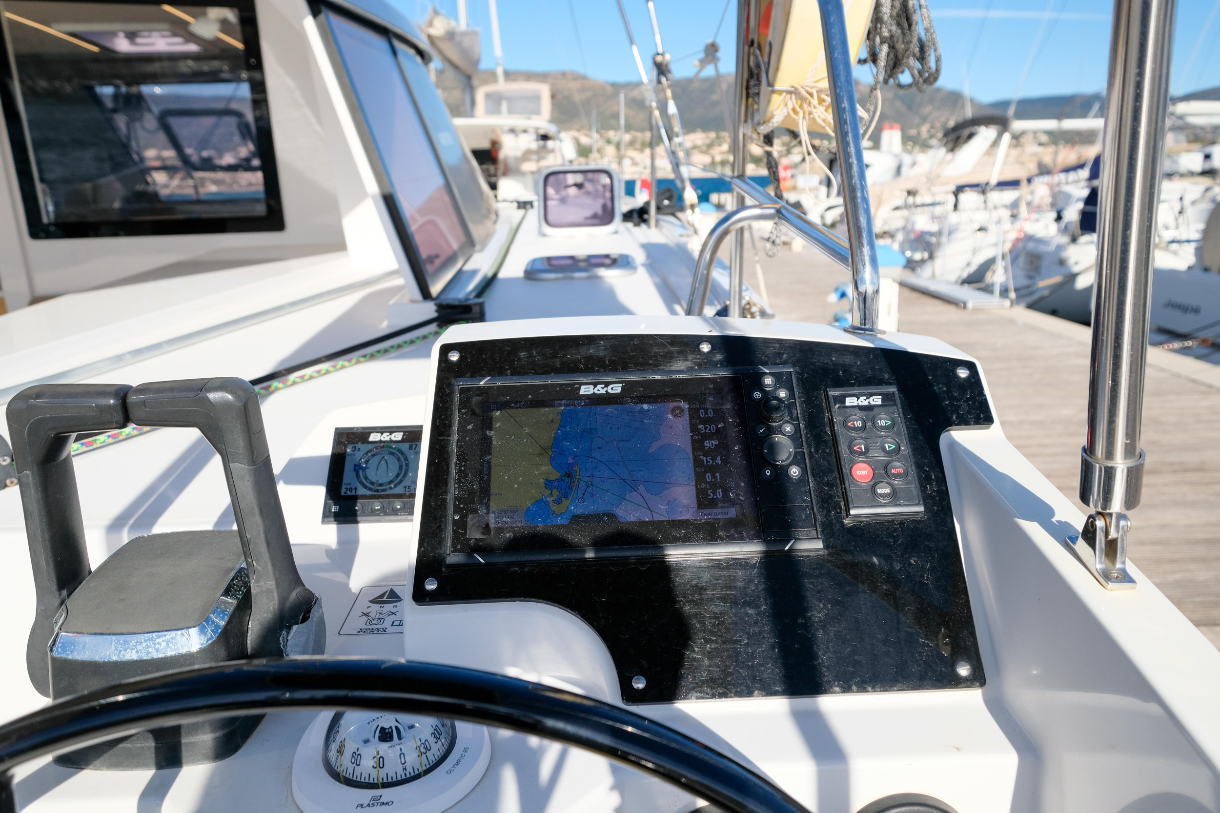 Photo #15 - Nautitech 40 Open (Grelots) in Hyeres - 25167