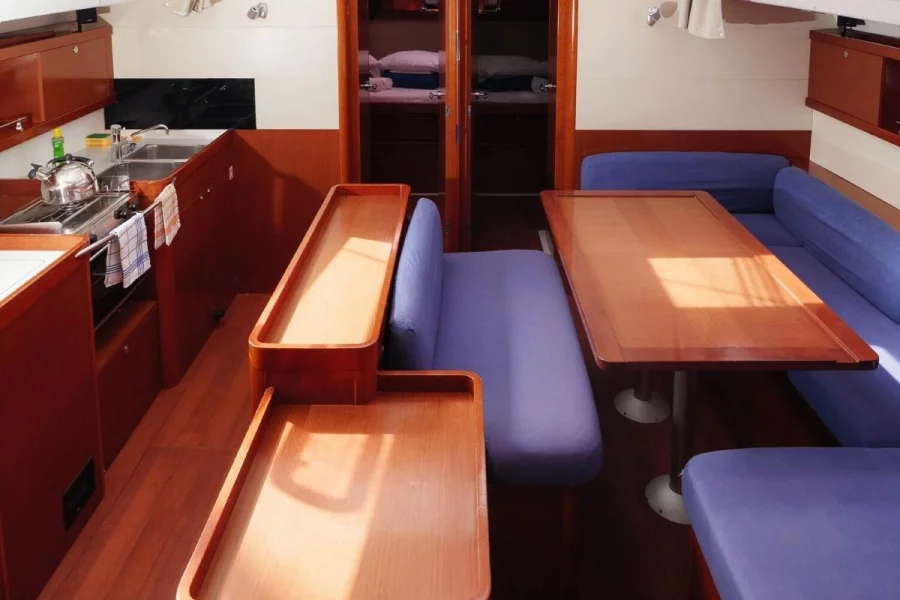 Oceanis 50 Family (GANGES) Interior - saloon and kitchen (photo taken 2019) - 3
