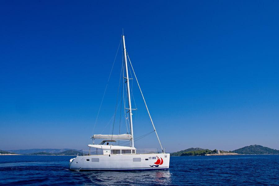 Photo #8 - Lagoon 400 (MH 26) en Murter - 16067