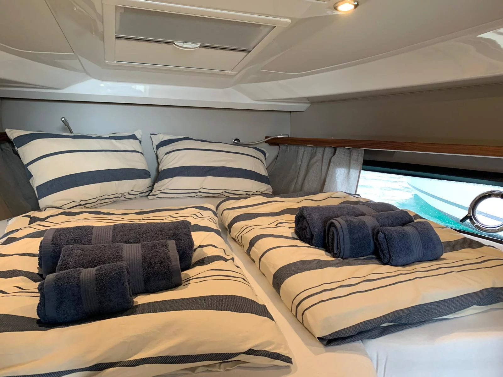 Grandezza 34 OC (OHANA) main cabin - 6