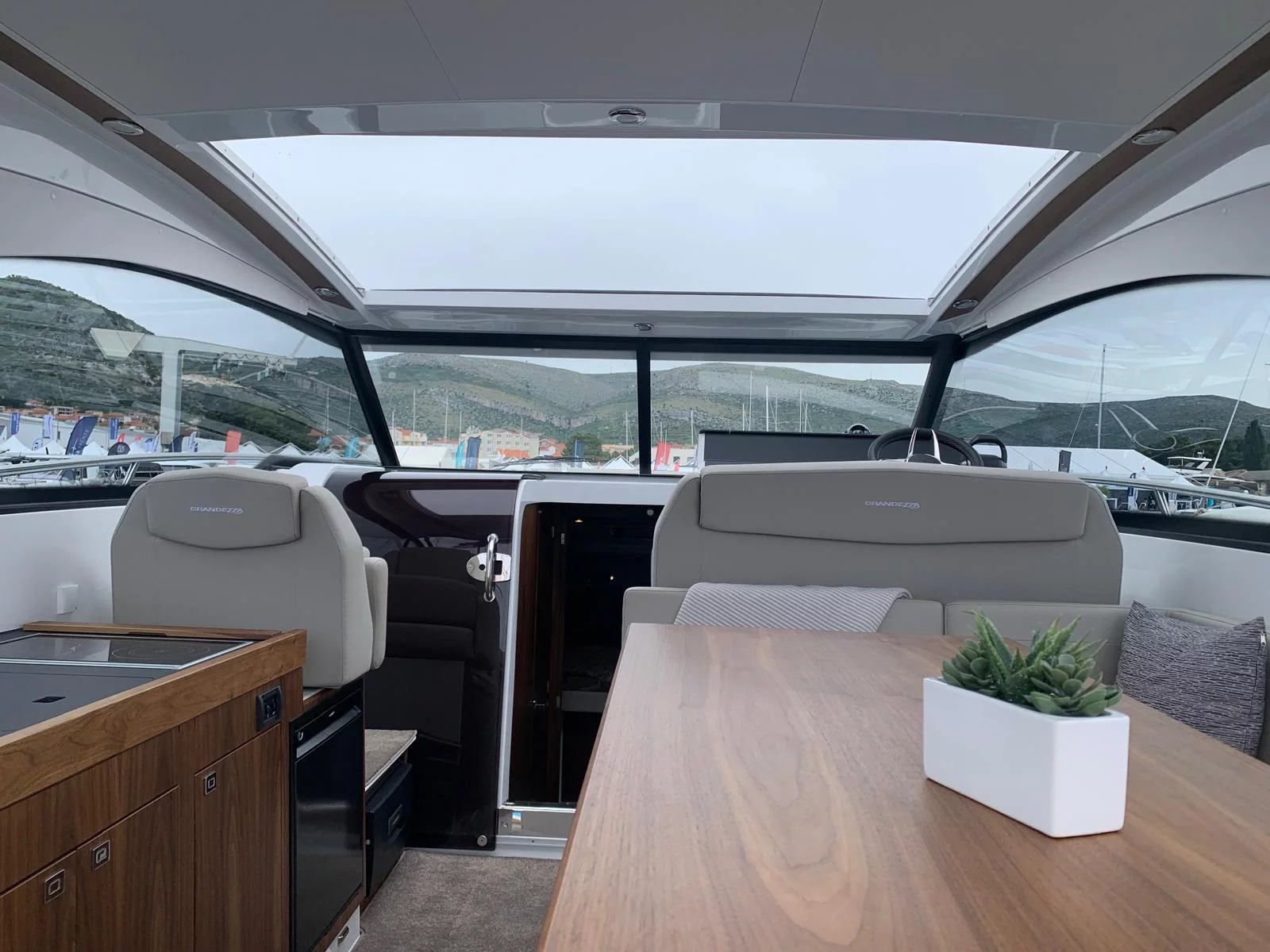 Grandezza 34 OC (OHANA) open panorama roof - 2